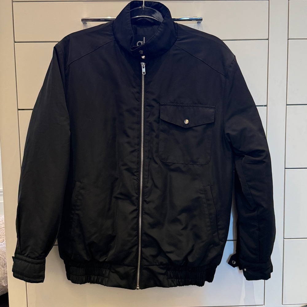 alo yoga Work It Bomber Jacket in Black XS - Picture 5 of 8